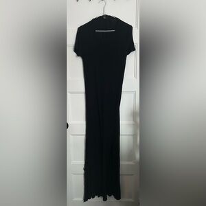 Forever 21 Classic Black Maxi Dress